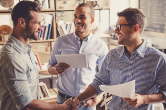Luciano Guimaraes Tebar explica como a swap equilibra riscos e traz previsibilidade às operações financeiras.