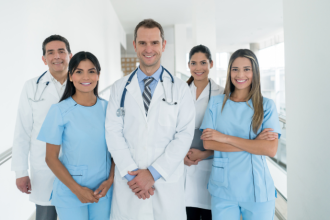 Descubra como soluções inovadoras transformam a experiência do cliente, tornando o atendimento mais ágil e confiável.