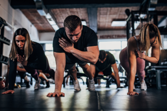 Para Gustavo Luíz Guilherme Pinto, o treino neuromotor é a base para desenvolver agilidade, equilíbrio e coordenação que elevam o desempenho atlético.