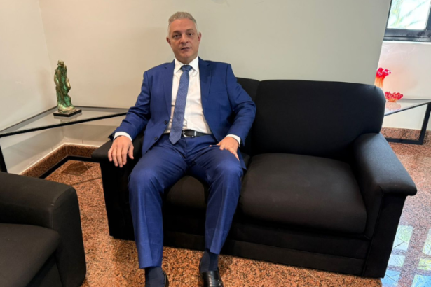 Leonardo Manzan explica os desafios fiscais e regulatórios da adoção de soluções em nuvem no setor energético.