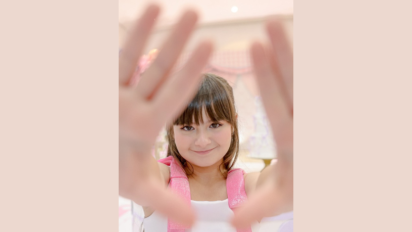 Juju Teófilo mostrou que falar de futuro não precisa ser sério demais ao dividir suas metas para 2026 em parceria com a Non Stop. (Créditos: João Bosco Fotografia)